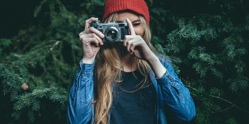 手机资讯前景展望：数码科技浪潮下的信息变革与价值重塑